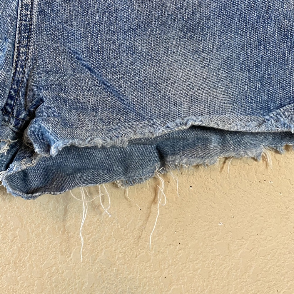 Lee Riveted Four Button Closure High Rise Cut Off Distressed Cotton Shorts 28” - Picture 6 of 14